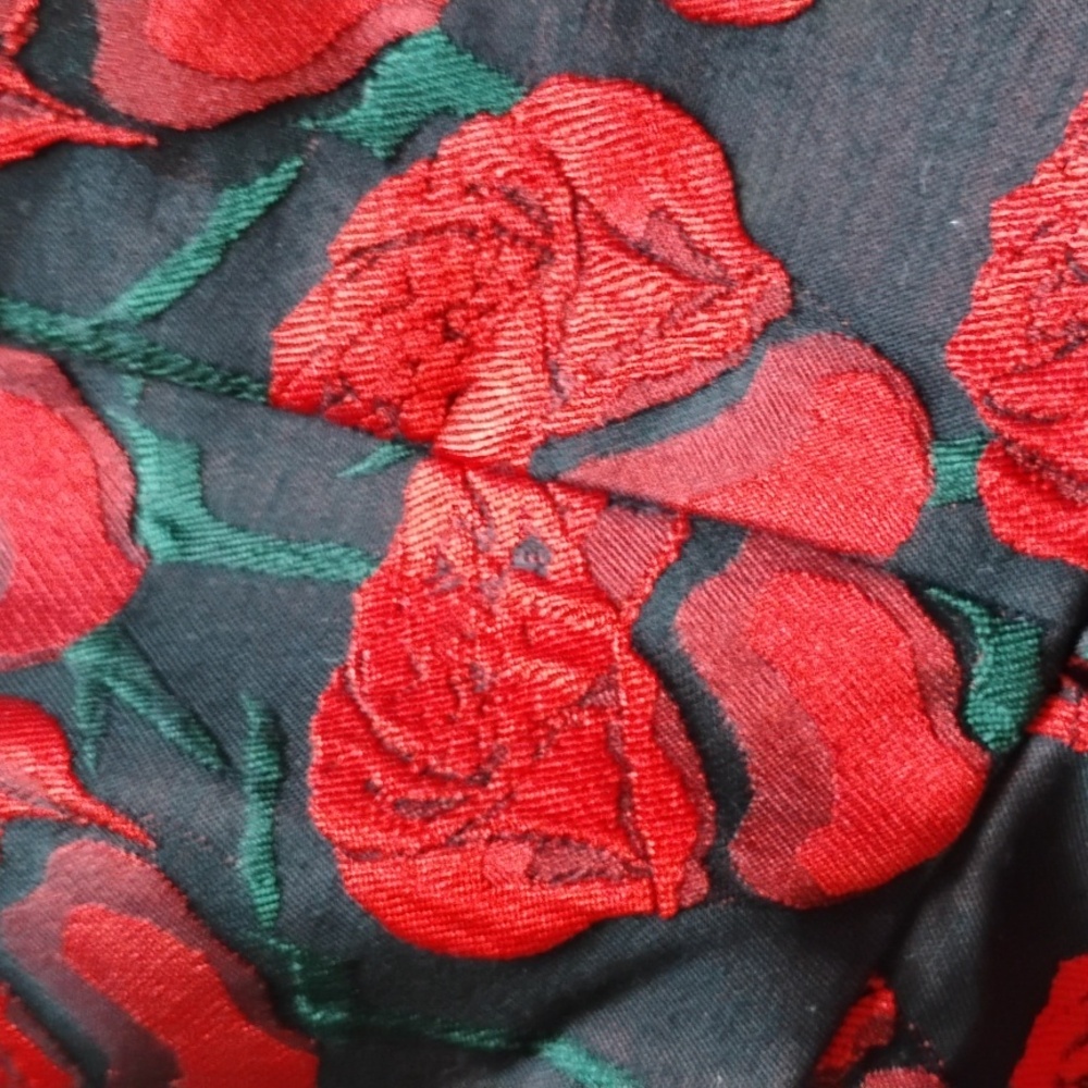 SMALL RED ROSE MINI DRESS - Picture 6 of 13